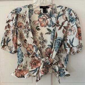 Forever 21 Floral Puff Sleeve Tie Front Ruffle Crop